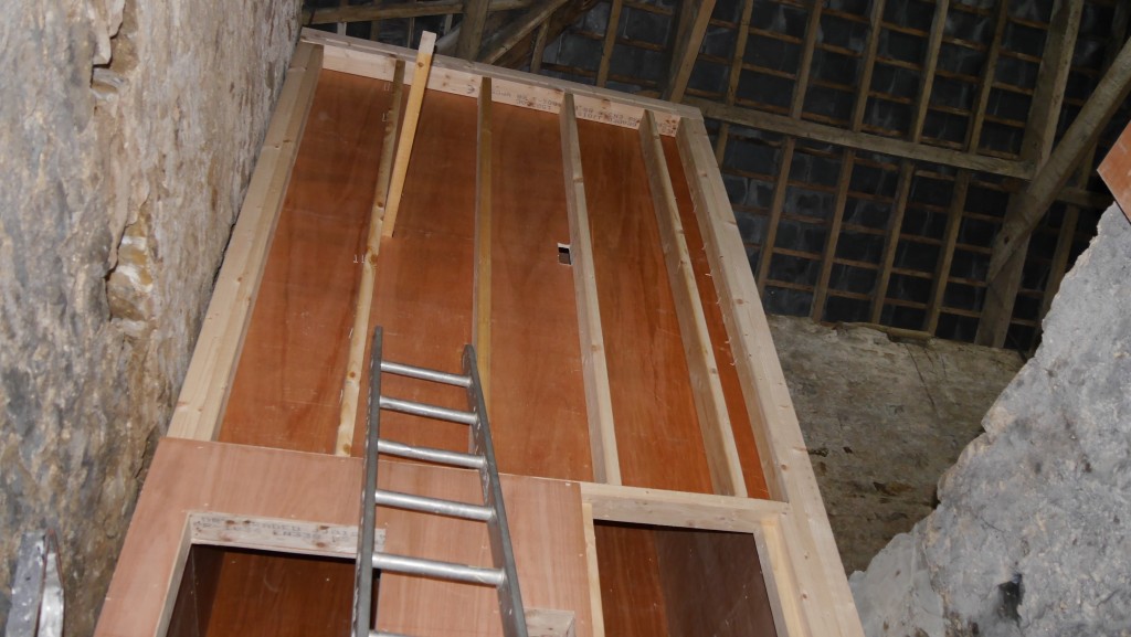 Pellet store cladding